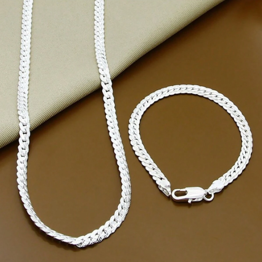 ELEGANT SIMPLICITY: 925 SILVER SIDE CHAIN WITH BRACELET